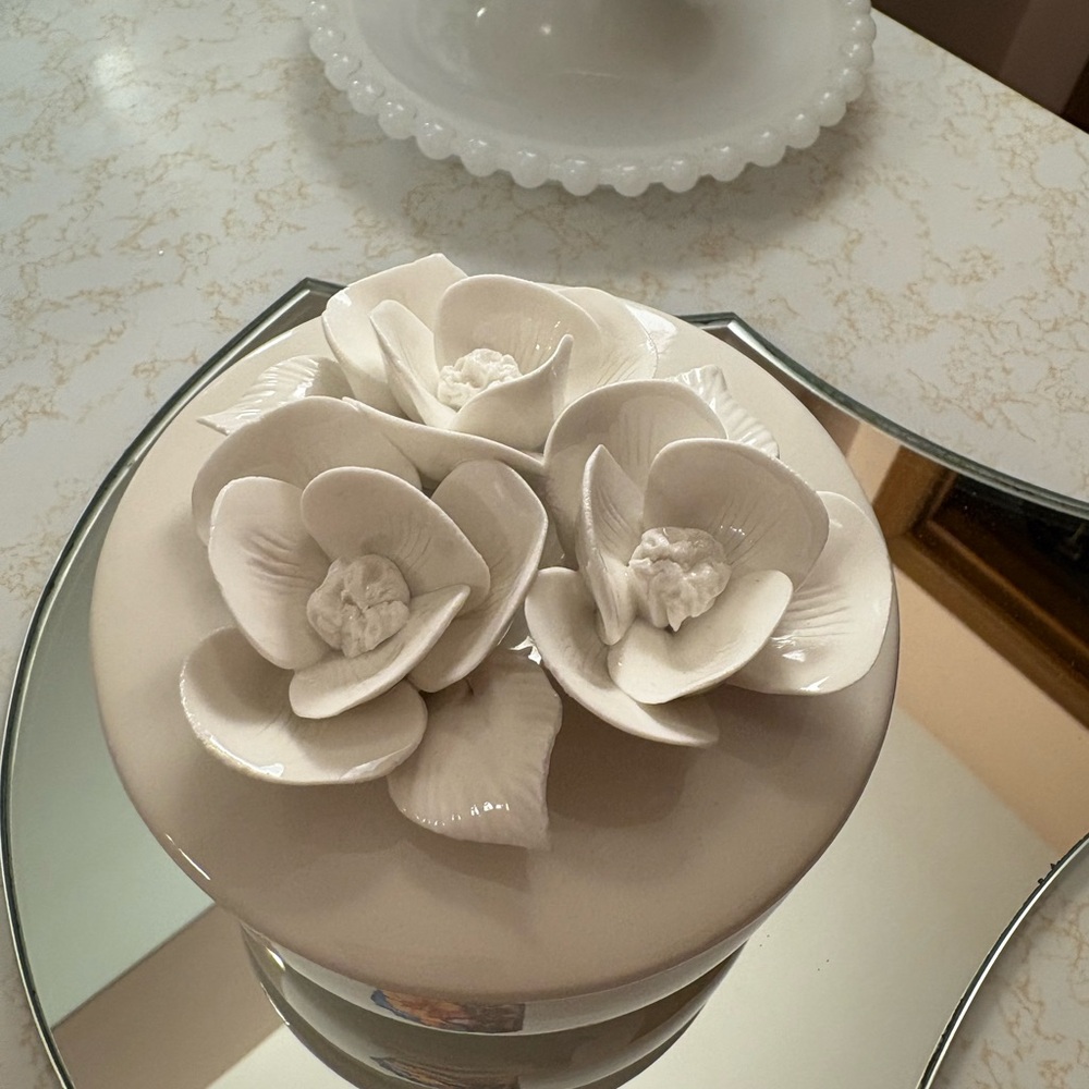 White Ceramic Floral Trinket Box
